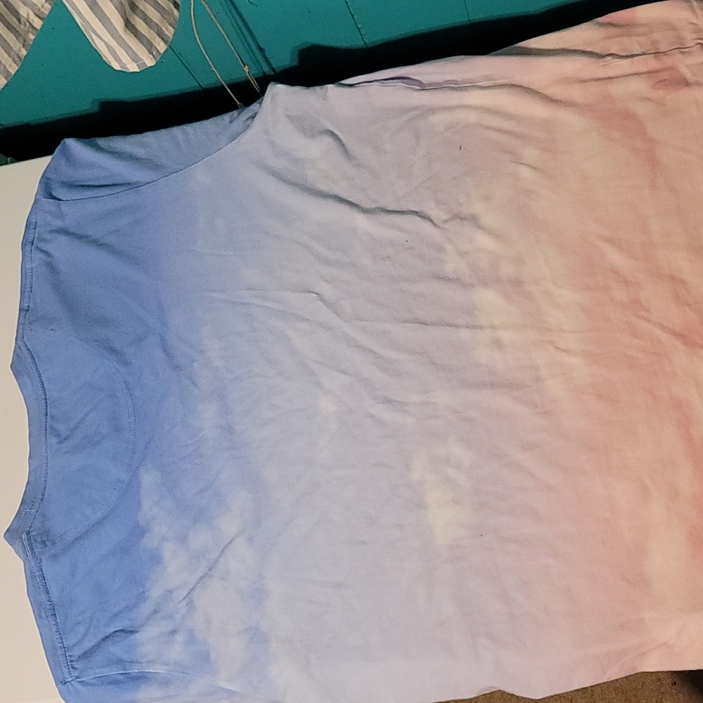 Hollister Shirt - Picture 3 of 3